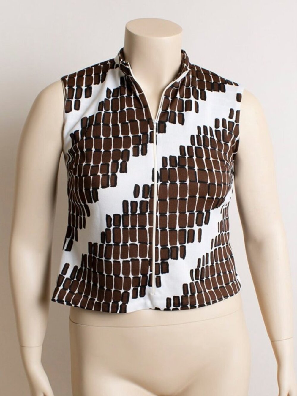 Vintage 1960s Giraffe Print Sleeveless Top Novelty 70s Mod Medium